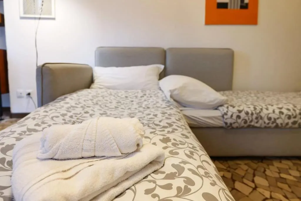 Primopiano - Vanzetti Milánó Apartman